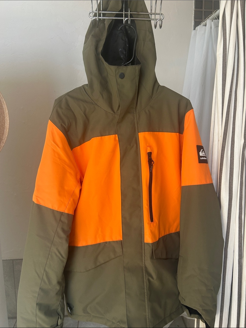 Quiksilver Men’s Orange & Olive Two-Tone Ski Jacket